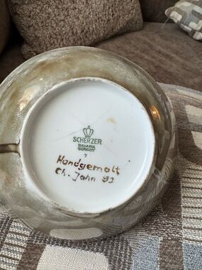 Handgemalt Gold-Trimmed Glass Art Vase